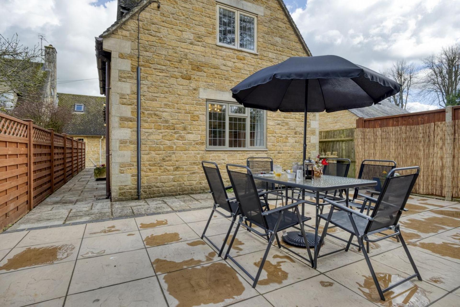 Manor Close Cottage بورتون أُنذ ووتر المظهر الخارجي الصورة